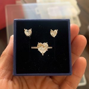 Heart gemstone wedding ring and earrings set